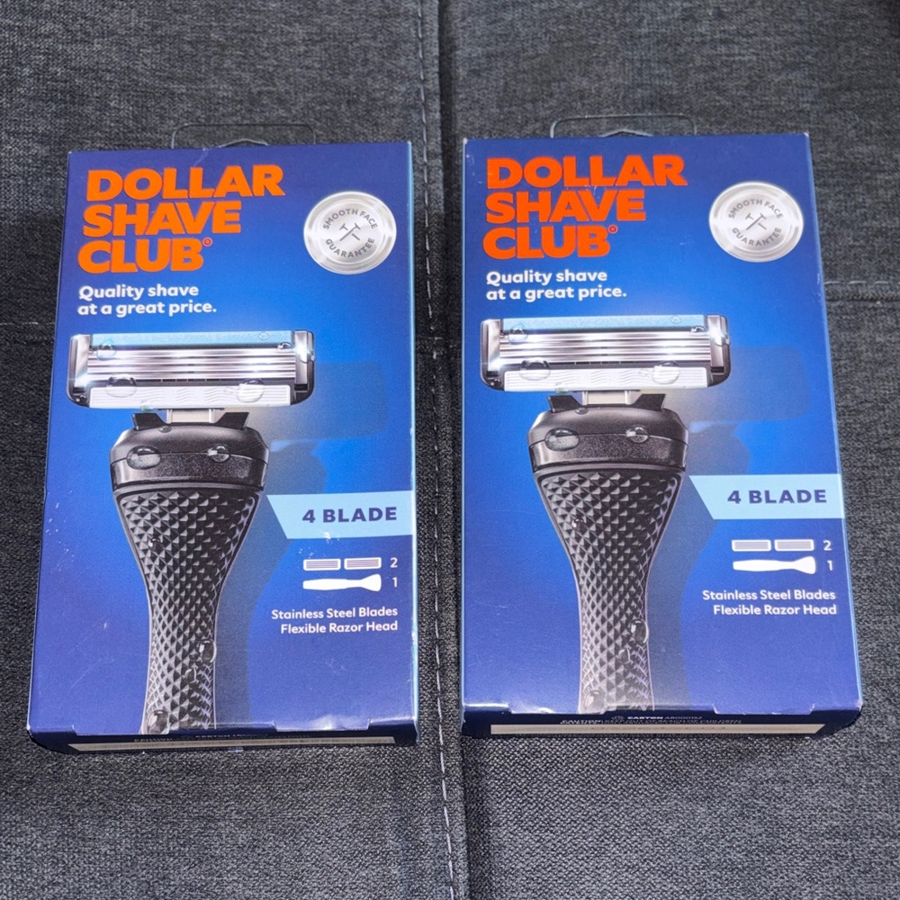 Dollar Shave Club 4 Blade Razor - Black 2 boxes